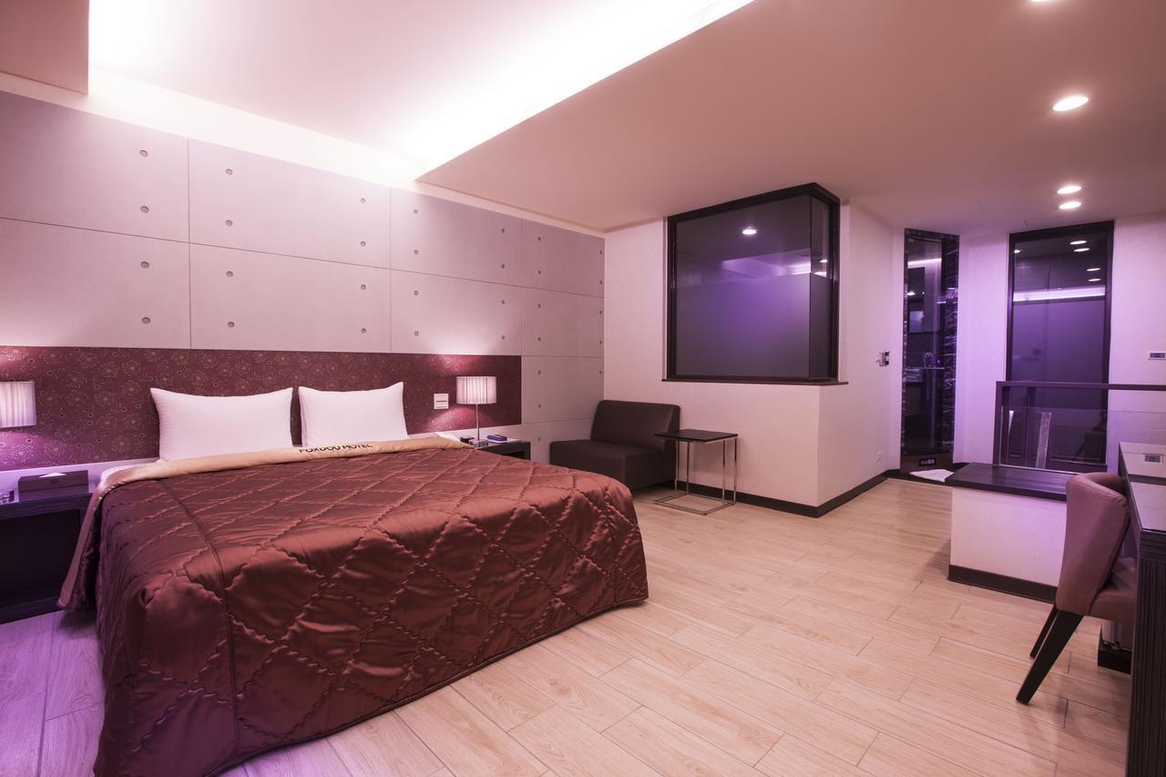 Foxdou Business Motel Tainan Extérieur photo