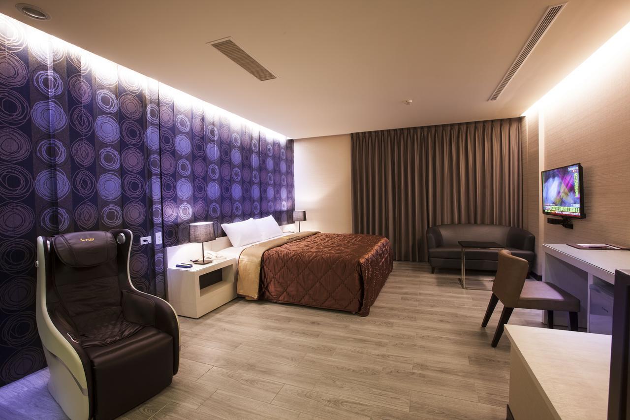 Foxdou Business Motel Tainan Extérieur photo