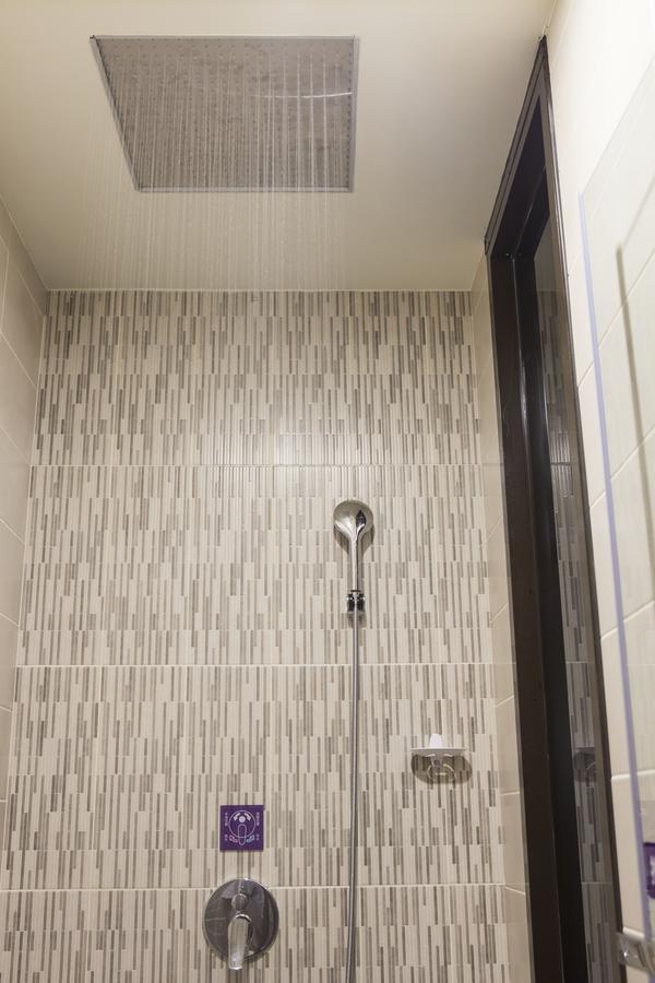 Foxdou Business Motel Tainan Extérieur photo